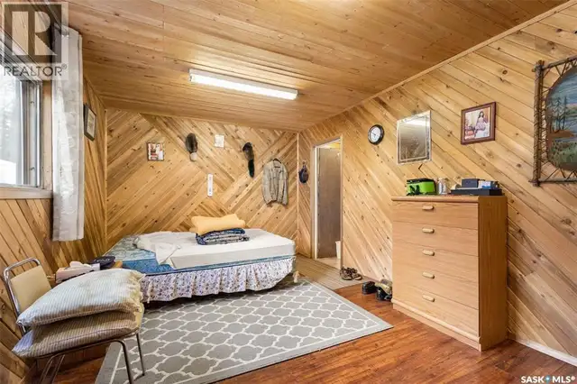 12 Lakeview DRIVE Northern Admin District, Saskatchewan in Houses for Sale in Meadow Lake - Image 18