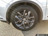 Vehicle Stability Assist (VSA) Electronic Stability Control (ESC), Valet Function, Trunk/Hatch Auto-... (image 8)