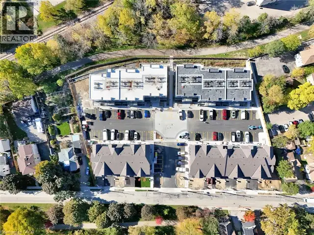 37 MILL Street Kitchener, Ontario in Long Term Rentals in Kitchener / Waterloo - Image 19