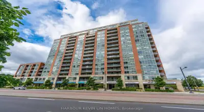 Price: $699,000 / $2,652/mo Rare Corner Unit Featuring Unobstructed Rooftop Courtyard Views, Located...