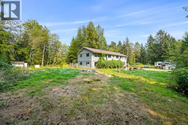 2180 SCHULZ Rd Black Creek, British Columbia in Houses for Sale in Comox / Courtenay / Cumberland - Image 14