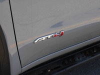 2024 GMC Sierra 1500 AT4 3.0L Duramax Diesel Premium off-road capability meets refined diesel perfor... (image 9)
