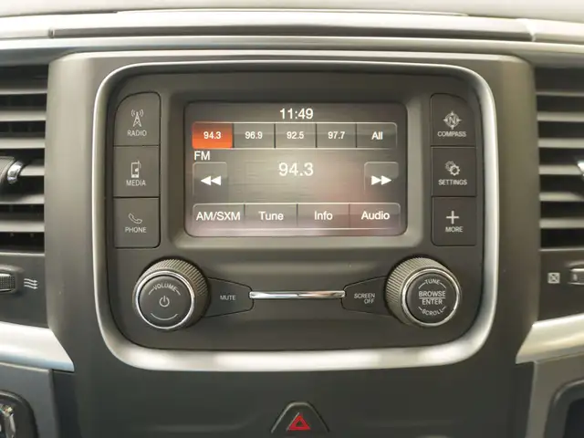 2023 Dodge RAM 1500 SLT Crew Cab - SHORT BED | 4x4 | LOW KMS!!! in Cars & Trucks in Winnipeg - Image 26