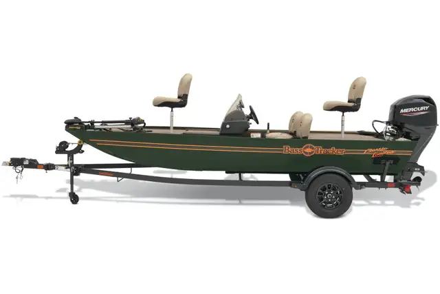 2026 TRACKER Bass Tracker Classic Limited fishing boat in Powerboats & Motorboats in Prince Albert - Image 3