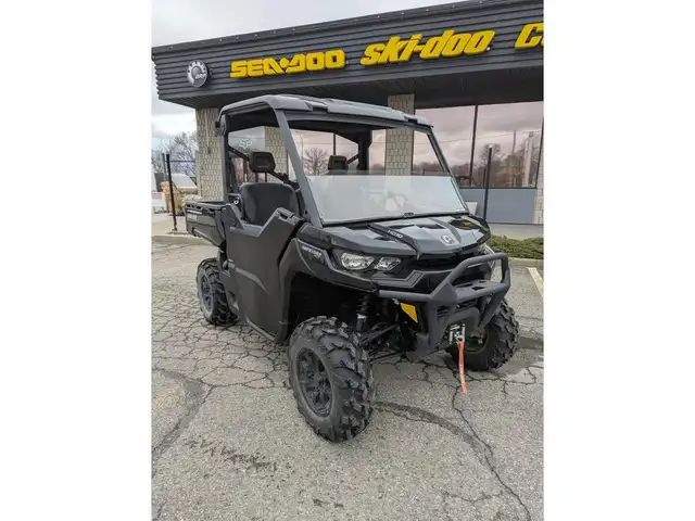 2024 Can-Am SSV DEF XT 64 HD10 BK 24 XT in ATVs in Sarnia - Image 3