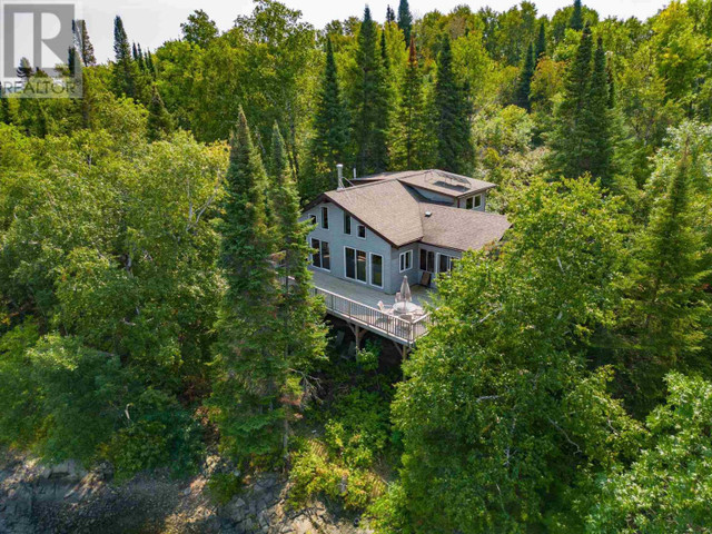 Island 809 PT 1&3 West of Kenora, Ontario in Houses for Sale in Kenora - Image 3