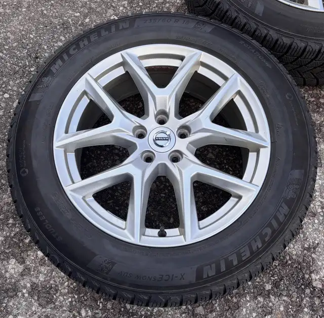 Volvo XC60 18 Inch *OEM* Wheels & Winter Tires in Tires & Rims in City of Toronto - Image 4