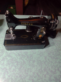 Antique Singer Sewing Machine model K99 excellent condition