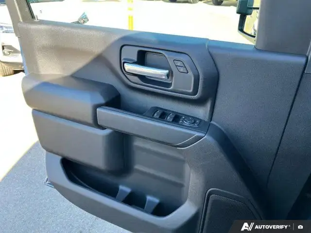 2026 Chevrolet Silverado 3500HD Work Truck 4WD Crew Cab | Z71 in Cars & Trucks in Strathcona County - Image 12