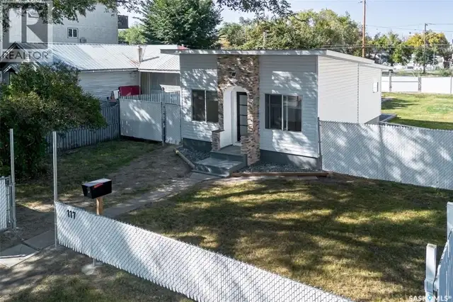 117 U AVENUE S Saskatoon, Saskatchewan in Houses for Sale in Saskatoon - Image 3