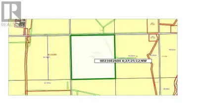 ***$100,000 Price Reduction*****This undivided 1/4 section is great for anyone looking to build a dr...