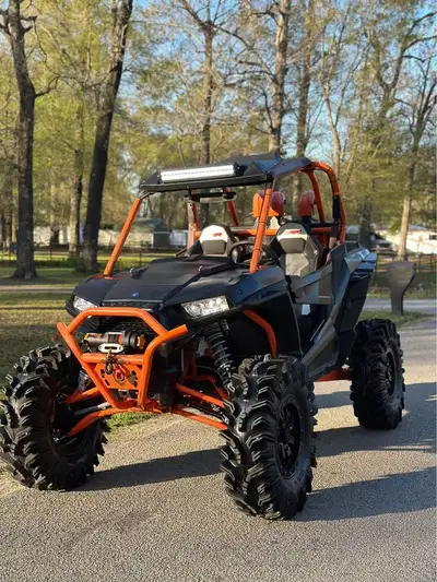 APPLY NOW: https://www.ridecollective.ca/get-pre-approved 2015 POLARIS RZR XP1000 EPS HIGHLIFTER • 1...