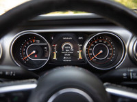 4x4, 3.6L V6, Besttop Sunrider ($1500), Advanced Safety Group, Alpine Premium Sound System, Navigati... (image 6)