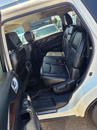 2013 Infiniti JX35 AWD Spacious, Luxury 8-Seater! Year: 2013 Make: Infiniti Model: JX35 Mileage: 222... (image 5)