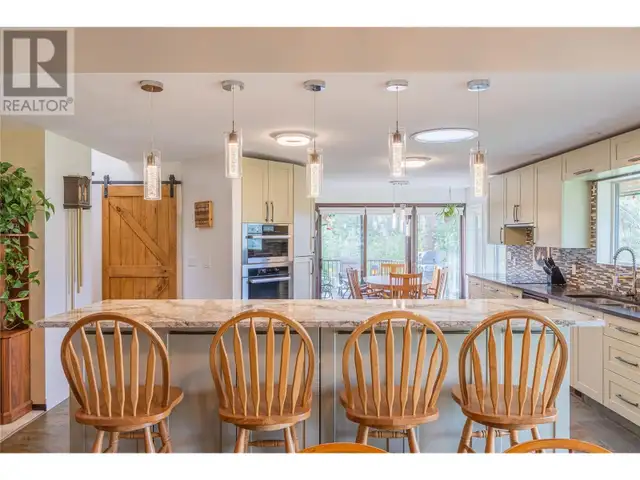 8548 YELLOWHEAD Highway Kamloops, British Columbia in Houses for Sale in Kamloops - Image 16