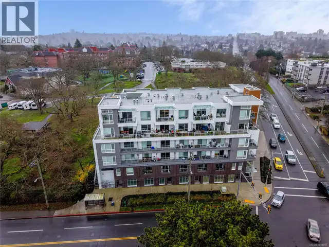 1303 Hillside Ave Victoria, British Columbia in Commercial & Office Space for Sale in Victoria - Image 24