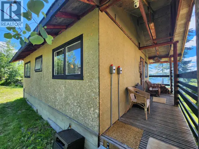 7575 BEAZELY ROAD Deka Lake / Sulphurous / Hathaway Lakes, Briti in Houses for Sale in 100 Mile House - Image 6