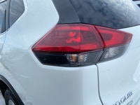 Discover the versatility and style of the 2020 Nissan Rogue SV, a reliable SUV designed to elevate y... (image 9)