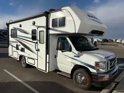 Forest River Sunseeker LE Class C gas motorhome 2350SLE Ford highlights: U-Shaped Dinette Flip-Up Co...