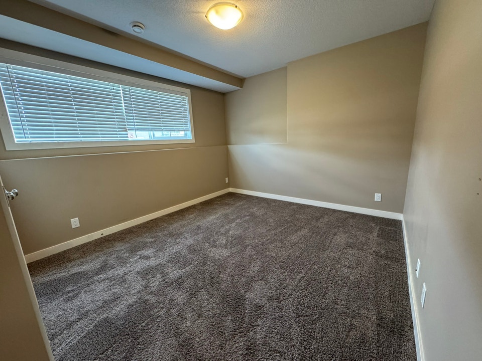 ⭐ONE MONTH FREE⭐Pet Friendly 2 Bed Lower Suite in Sylvan Lake 5