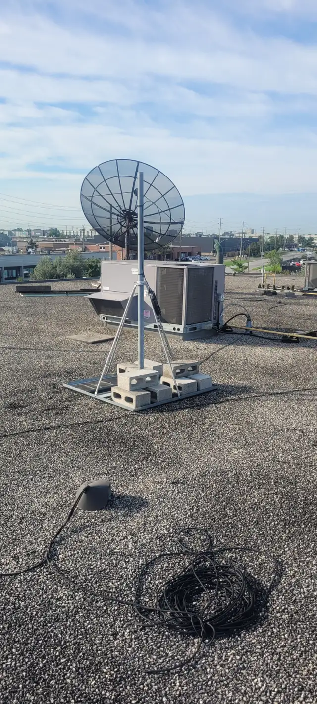 TV Tower Removal professionals / Equipment removal from Roof top
