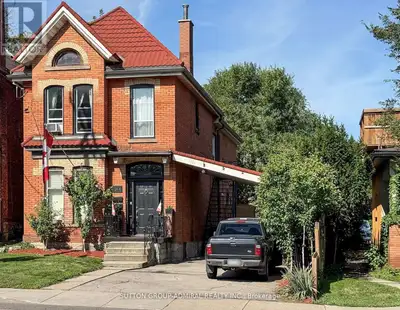 Currently generating a strong 6.2% cap rate, this well-cared-for legal triplex is ideal for investor...