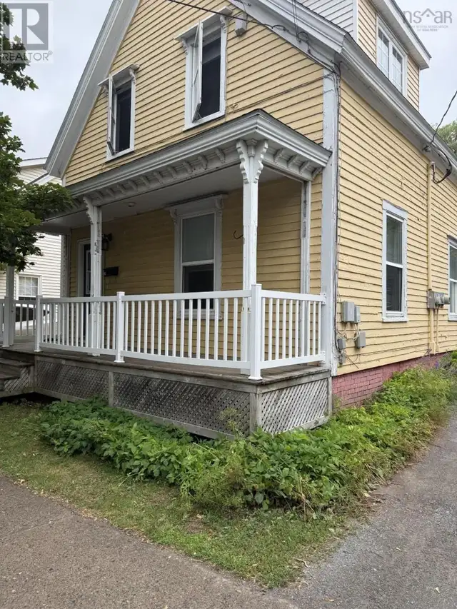 HAWTHORNE STREET, ANTIGONISH, N.S. Antigonish, Nova Scotia in Houses for Sale in New Glasgow - Image 5