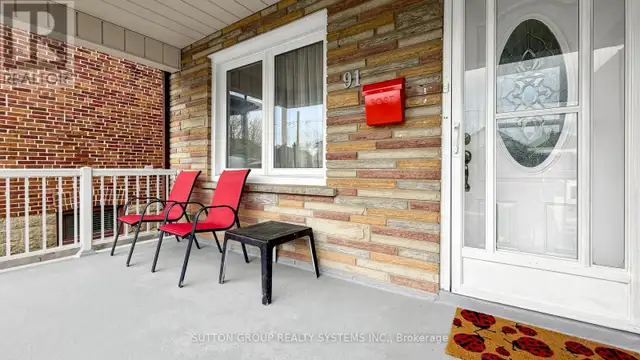91 Kirknewton Road Toronto (Caledonia-Fairbank), Ontario, photo 4 of 4