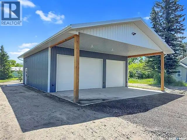 210 1st STREET W Meath Park, Saskatchewan in Houses for Sale in Meadow Lake - Image 4