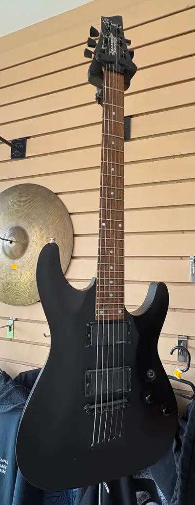 schecter diamond series in Guitars in Canada | Kijiji Marketplaces