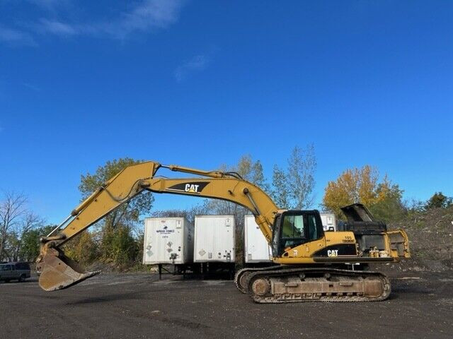 2006 CATERPILLAR 330DL HYDRAULIC EXCAVATOR (FOR ROAD) dans Pièces et accessoires pour équipement lourd  à Ville de Montréal - Image 4