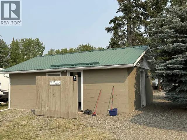 24 54115 GUEST ROAD Cluculz Lake, British Columbia in Land for Sale in Vanderhoof - Image 12