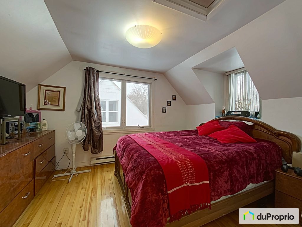 $740,000 - Bungalow in Mercier / Hochelaga / Maisonneuve — photo 3