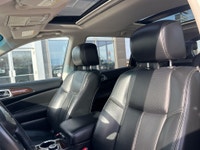 2016 Nissan Pathfinder Platinum Fully Loaded | 7 Passenger | Very Clean Looking for a spacious, reli... (image 3)