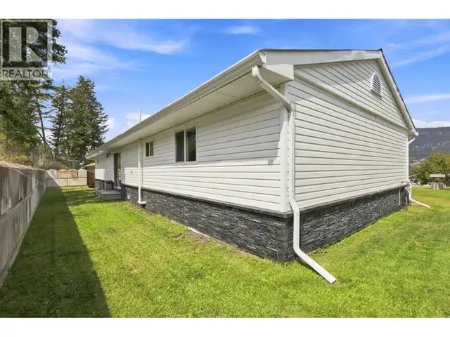 1717 RENNER ROAD Williams Lake, British Columbia in Houses for Sale in Williams Lake - Image 8