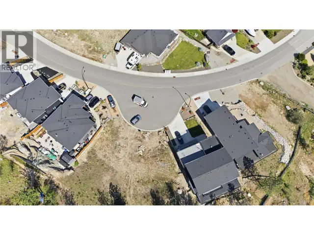 3232 EVERGREEN Drive Penticton, British Columbia in Land for Sale in Penticton - Image 4