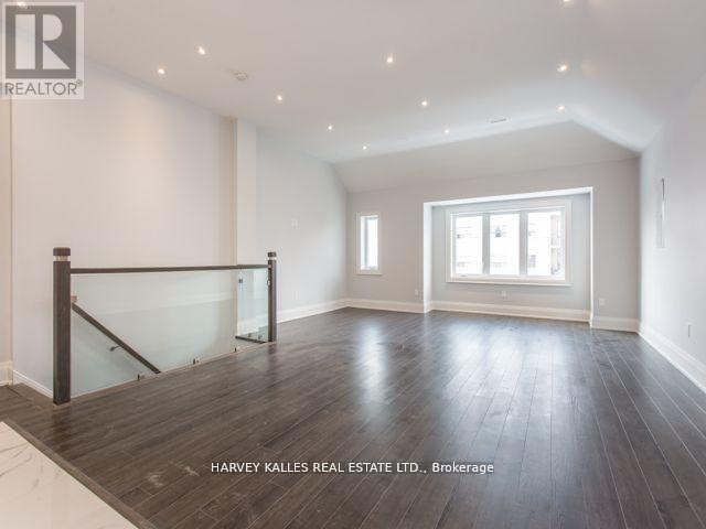 UPPER - 989 AVENUE ROAD Toronto (Yonge-Eglinton), Ontario 5
