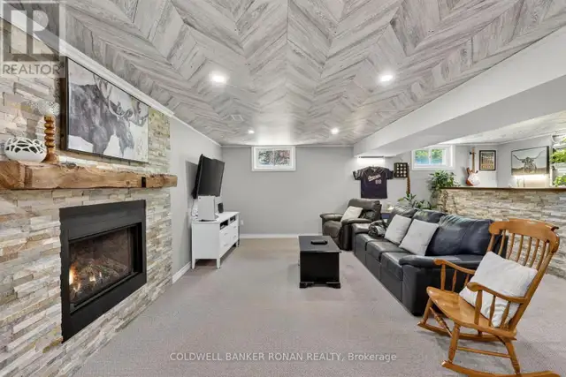 1959 SNOW VALLEY ROAD Springwater (Snow Valley), Ontario in Houses for Sale in Oakville / Halton Region - Image 26