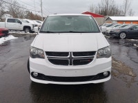 • Power_Steering • Power_Brakes • Power_Windows • Power_Seat • Power_Mirrors • Power_Locks • Air_Con... (image 7)