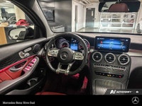 Ensemble haut de gamme // Forfait Nuit AMG // Ensemble de conduite intelligente // Volant chauffant... (image 8)