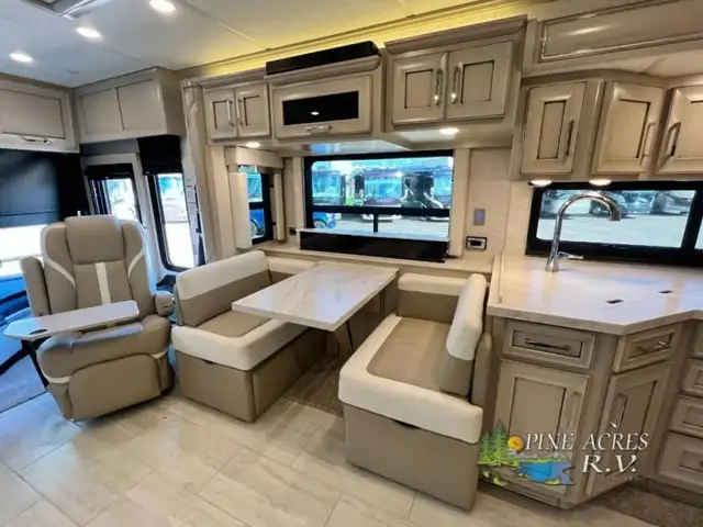 2024 Newmar Ventana 3512 Diesel Pusher in RVs & Motorhomes in Moncton - Image 18