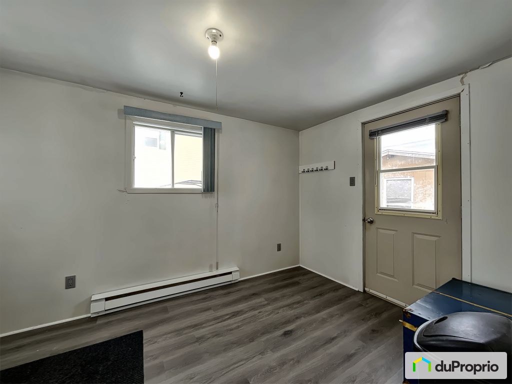 $295,000 - 1 1/2 Storey for sale in Ormstown — photo 3