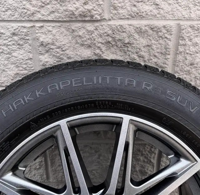 (95%) 4x 235/60R18 Nokian Winters w/ Volvo XC60 18" Rims in Tires & Rims in City of Toronto - Image 7