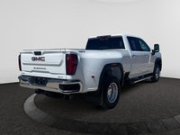 Welcome to Capital GMC! This 2025 GMC Sierra 3500HD in Summit White is equipped with 4WD and Turboch... (image 4)