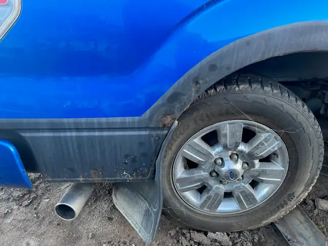 NEW ARRIVAL!! 2011 FORD F150 FOR PARTS, BLOWN MOTOR in Auto Body Parts in Edmonton - Image 6