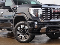 Leather Heated & Vented Seats | 5th Wheel Prep | Heated 2nd Row | Bose Audio | Bed View Camera | Acc... (image 5)