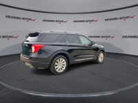This Ford Explorer has a dependable Turbo Gas 4cyl 2.3L engine powering this Automatic transmission.... (image 7)