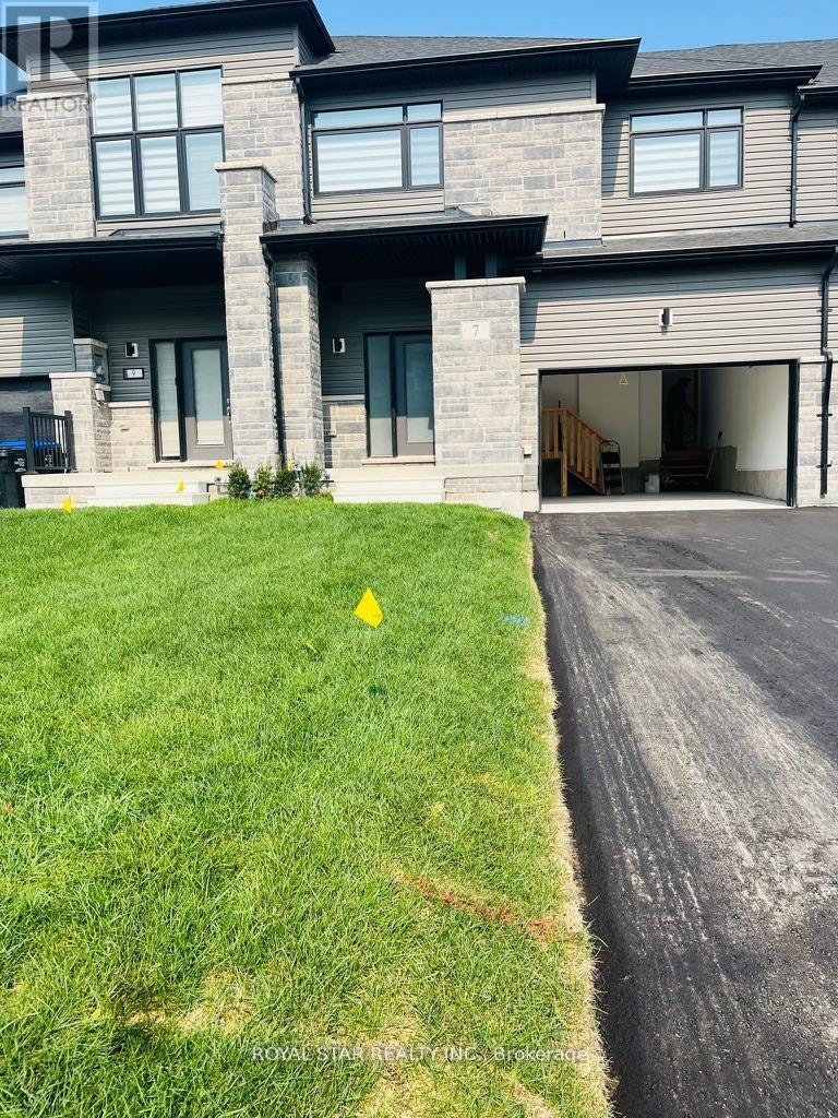 7 FEDERICA CRESCENT Wasaga Beach, Ontario 2