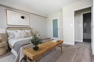Enjoy quality upscale living with the convenience of a rental!The recently renovated suites of Parkl...