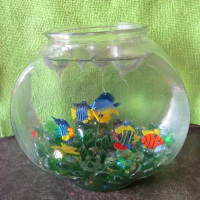 -5 hand blown glass swimmers attached to a floating bubble -glass plant, glass star and a swimmer to...